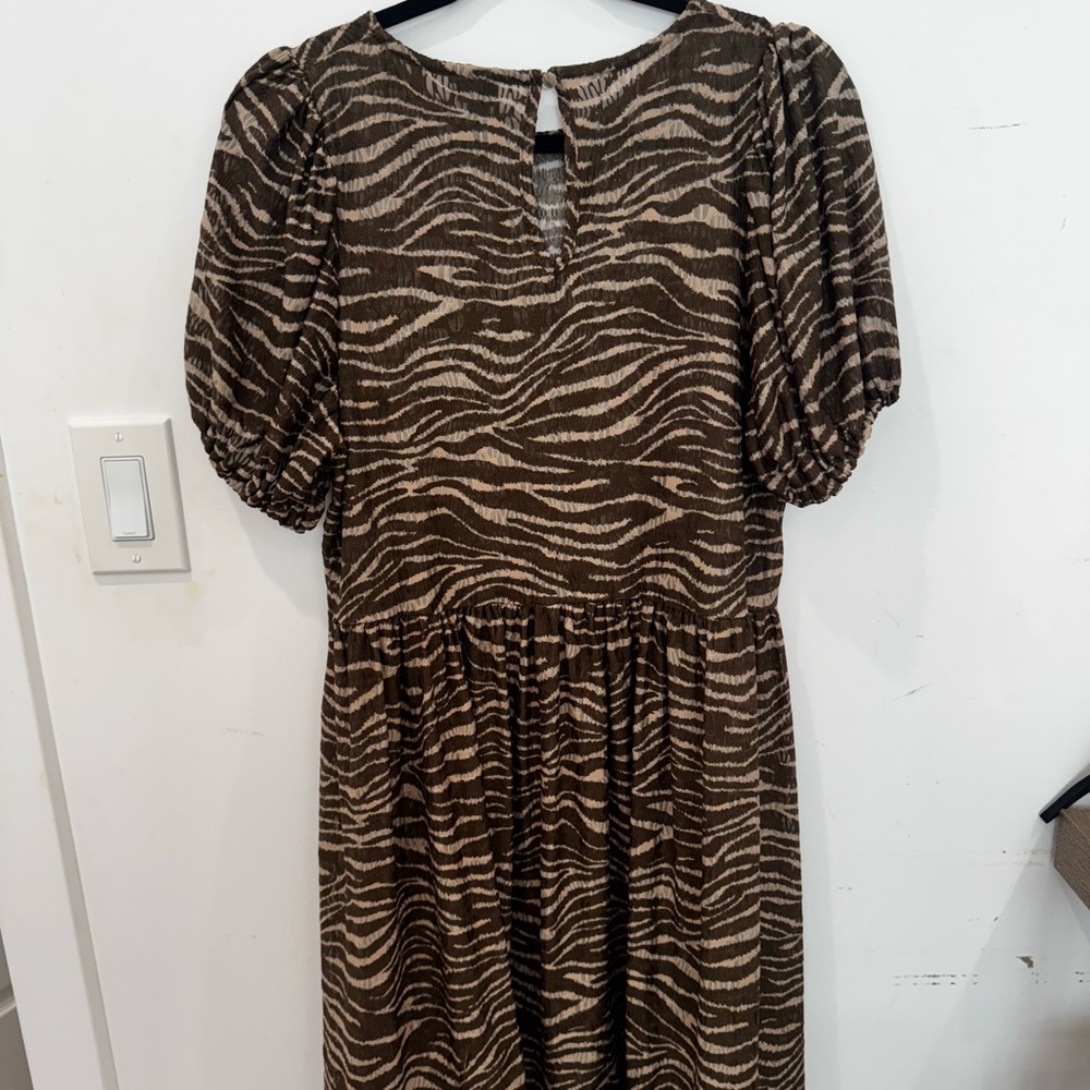 River Island Brown and Black Long Sleeve Dress